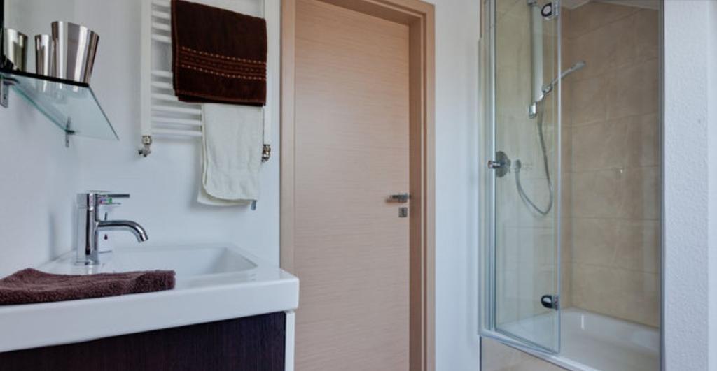 Pension Haselmann Munster  Zimmer foto